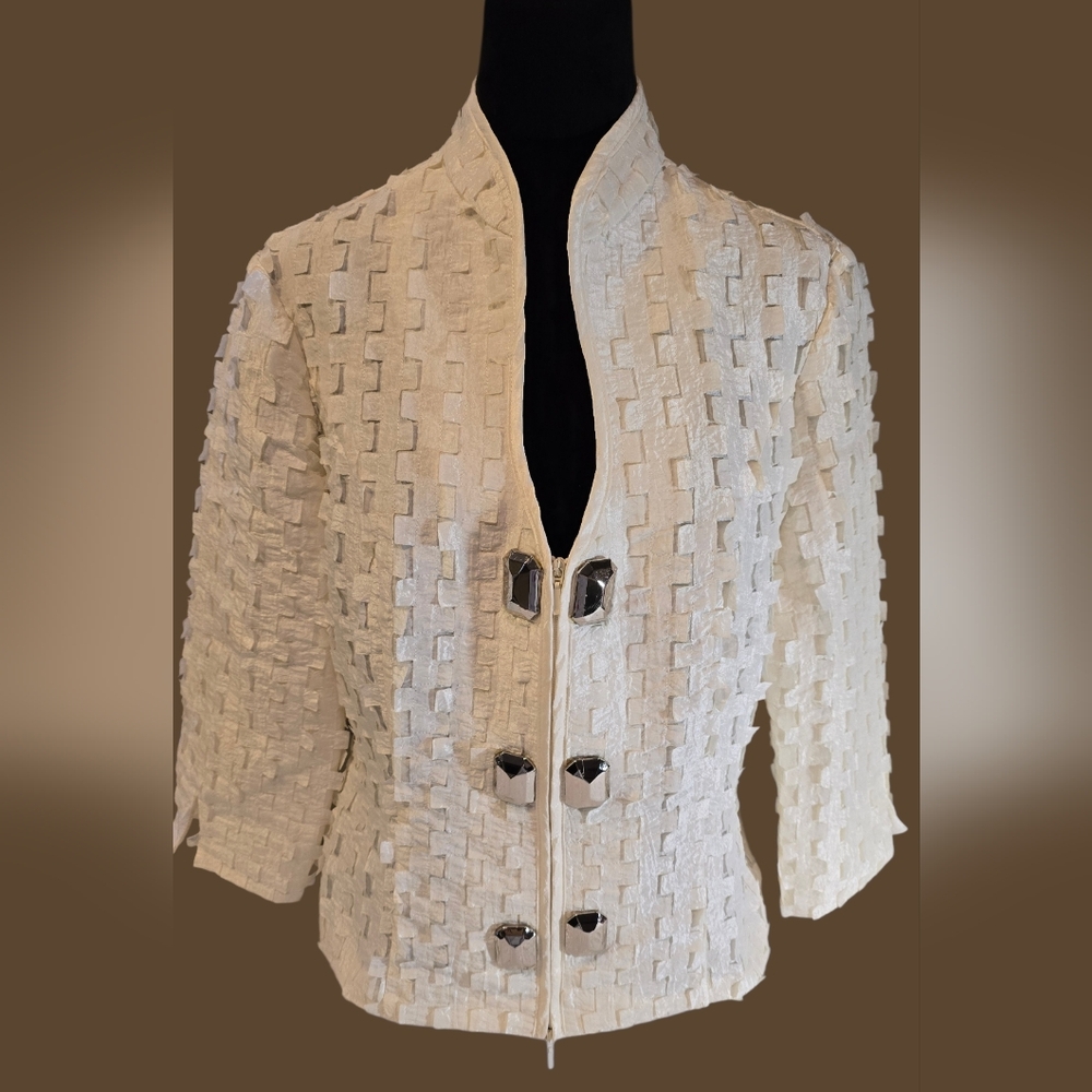 Cartise Ivory Dressy Top Size 8